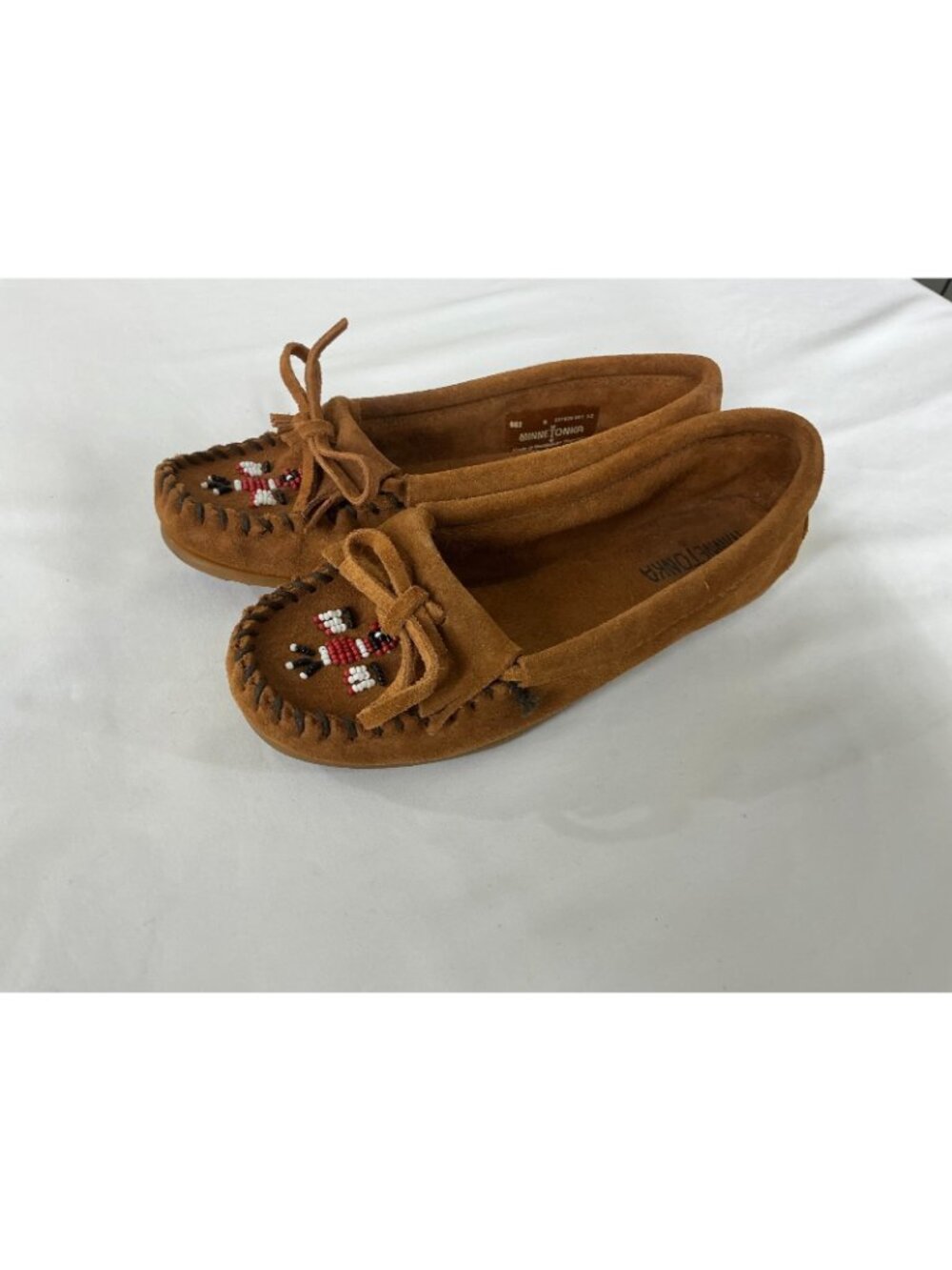 Minnetonka Women's Thunderbird Suede Leather Moccasins Beaded Fringe Tan Size 6 - Picture 9 of 15